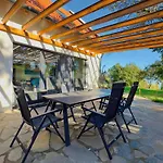 Casa Mido Badacsony בית נופש