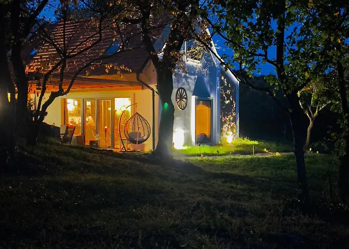 Casa Mido Badacsony בדקסוניטומאי